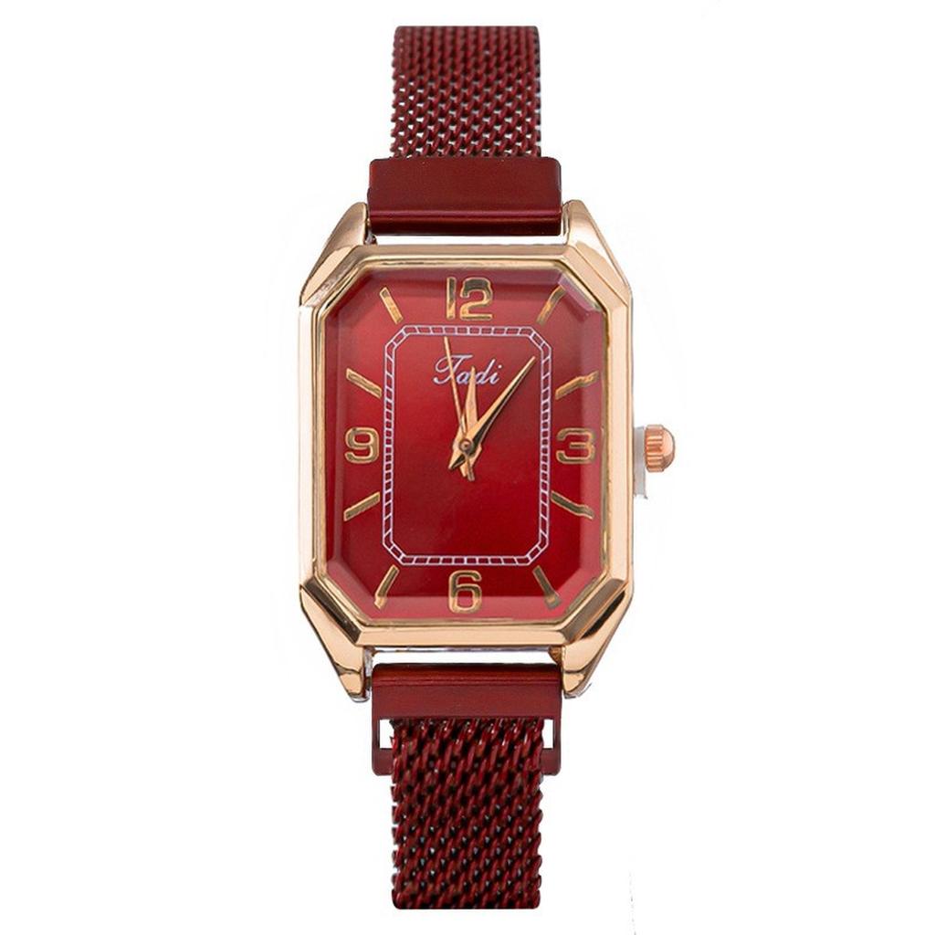 Женские модные кожаные часы