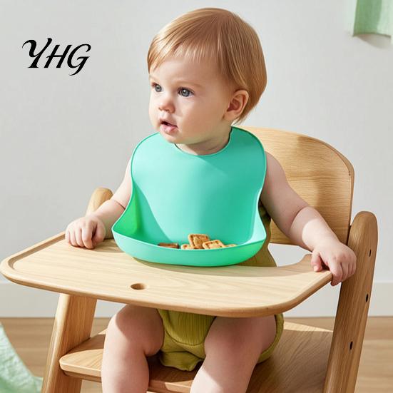 Easy Clean Toddler Bibs Silicone Baby Bib, Waterproof Soft Adjustable Feeding Durable Large Pocket Catch Food Bib for Babies And Toddlers Skin