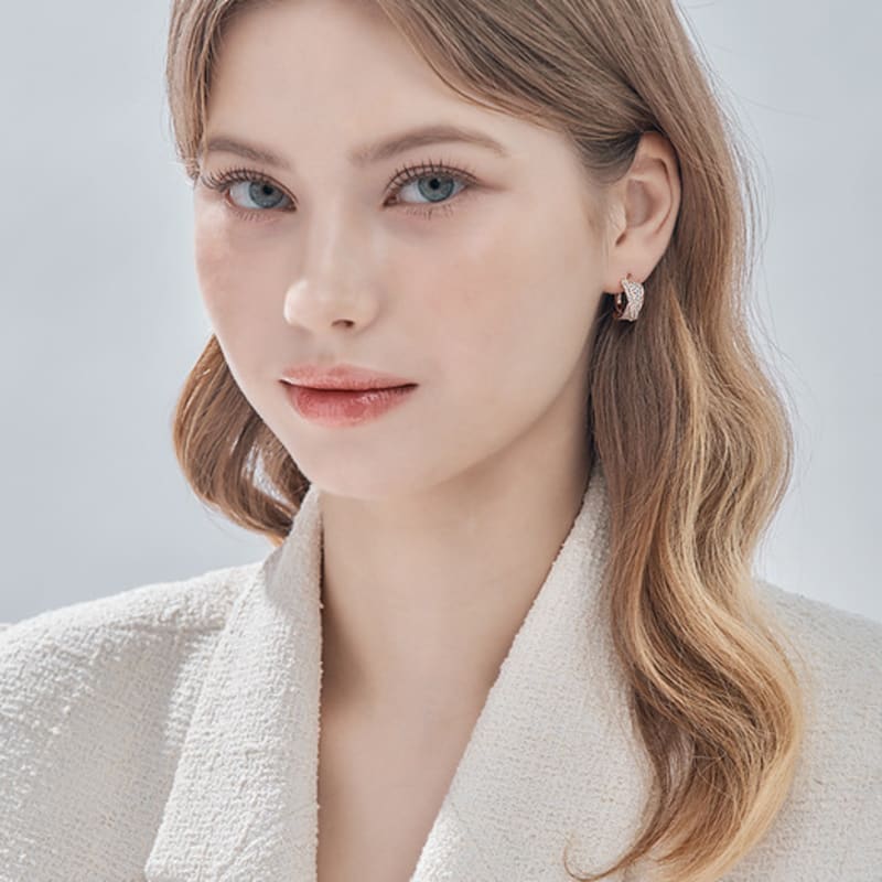 ELLE Jewelry 14K GF Bold Rhinestone One-Touch Hoop Earrings ELGPEE535