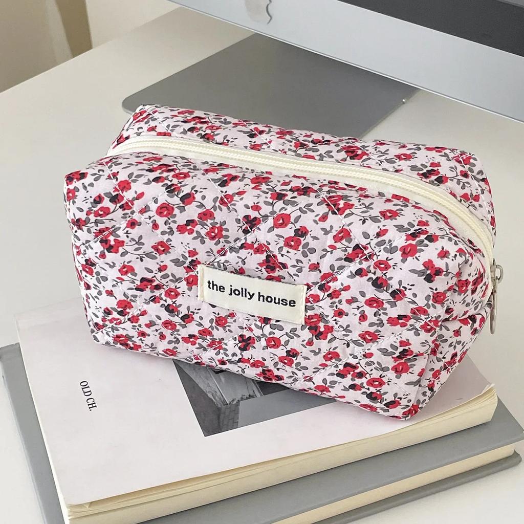 Flower Quilted Makeup Storage Bag Portable Travel Organizer Cosmetic Toiletry Pouch Cute Make Up Handbag Floral Bags