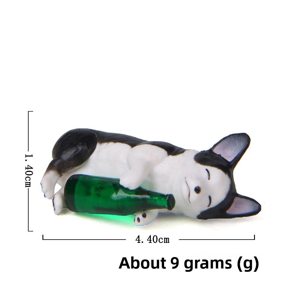 Resin Corgi And Husky Ornament Holding A Bottle Design For Gardening And Collection