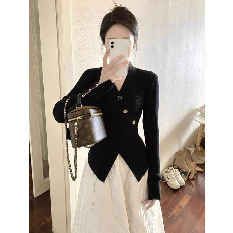 Женский шикарный вязаный облегающий топ с V-образным вырезом крест-накрест для зимы 2025