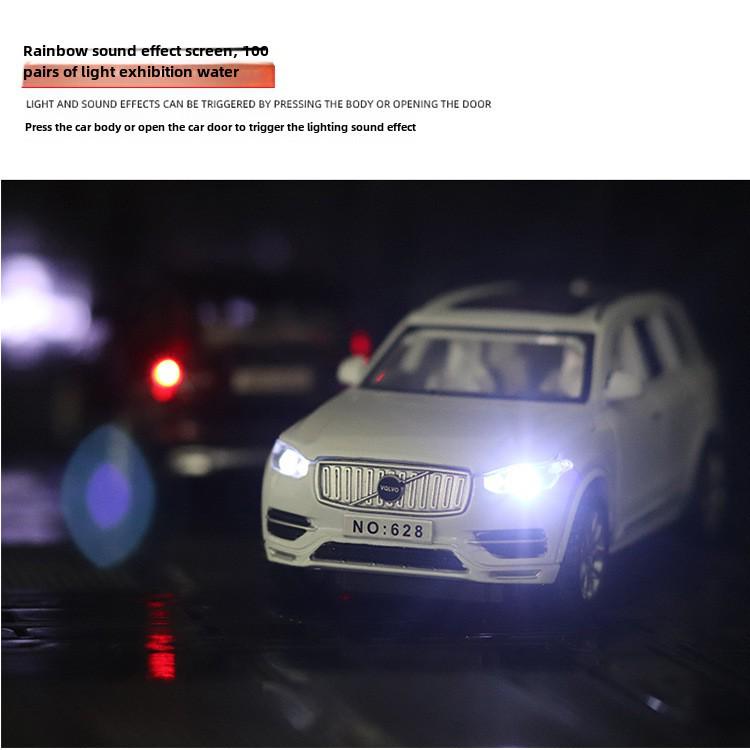 1:32 Литая модель автомобиля Volvo XC90 с фарами, музыкой и 6 открывающимися дверями.