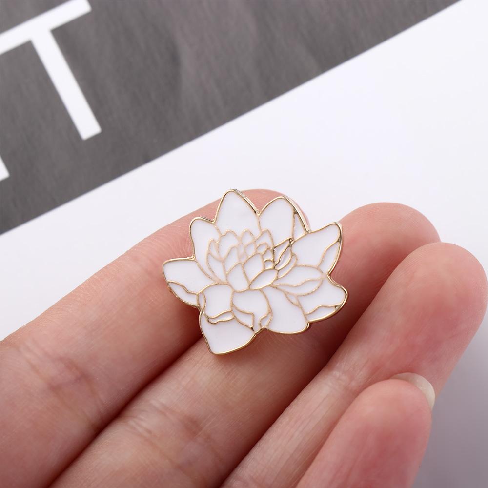 Lapel Pin Buddhism Travel Commemorative Lapel Brooch Lotus Flower Brooch Brooches Pin Enamel Pin