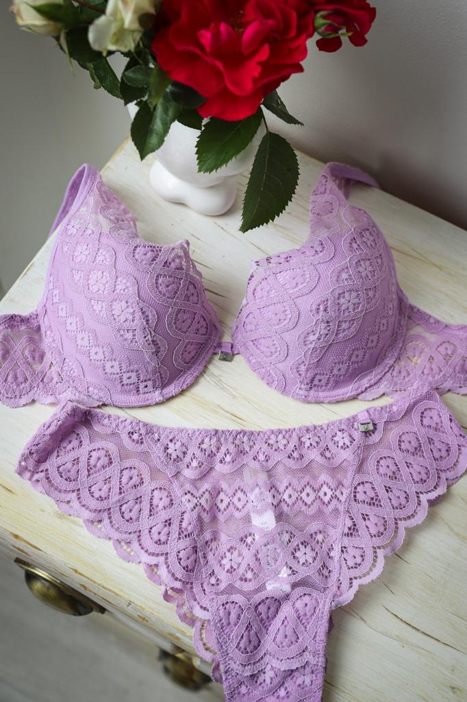 Комплект белья: бюстгальтер push-up и трусики бразилиана Leilieve (88908)