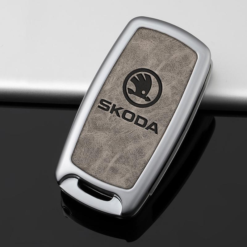 Car Flip Remote Key Fob Case Cover Protector Shell Bag For Skoda Octavia A5 A7 Fabia Superb Kodiaq Karoq Keychain Accessories