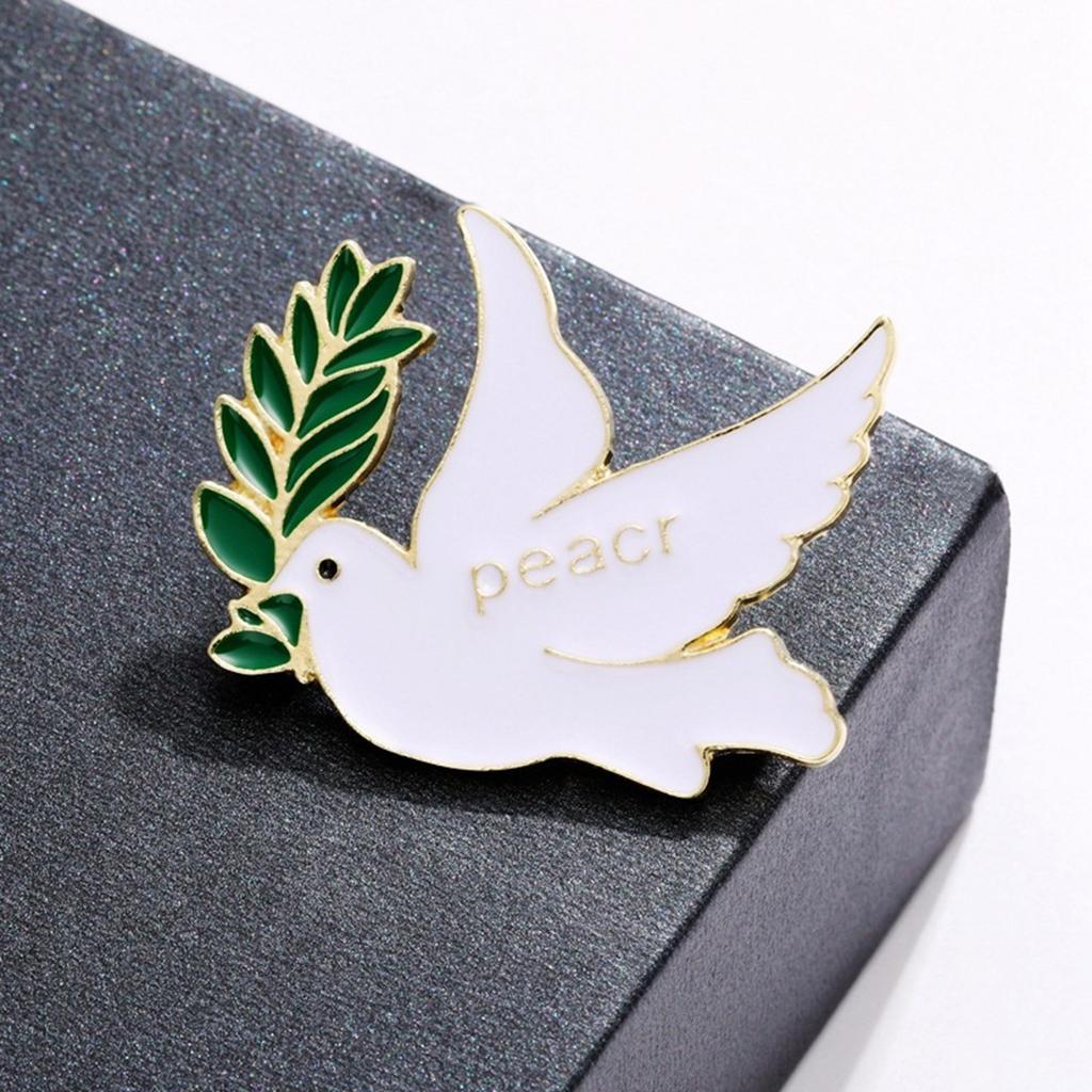 Стильная брошь в виде голубя мира, металлическая брошь-птица, текстура сплава, мультяшный стиль, подходит для повседневной носки или вечеринок