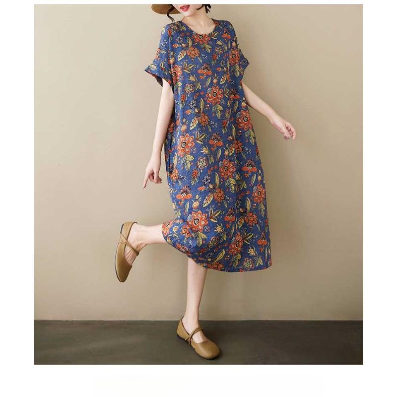 Летнее тонкое хлопково-льняное ретро платье средней длины с женственным темпераментом