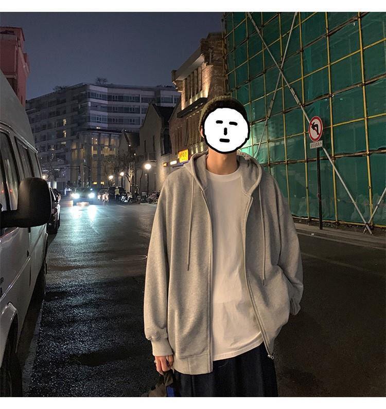 Мужской серый кардиган с капюшоном — легкая однотонная куртка с длинными рукавами для весны и осени