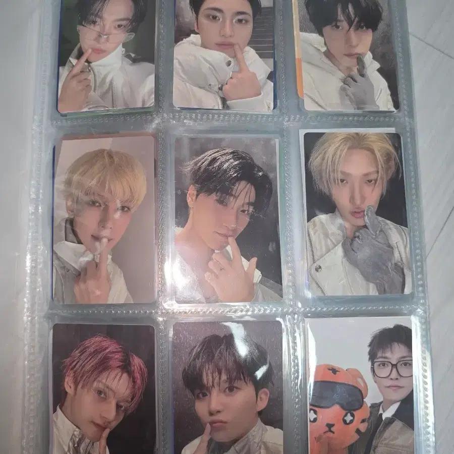 ATEEZ light stick Sale, includes photo card Used