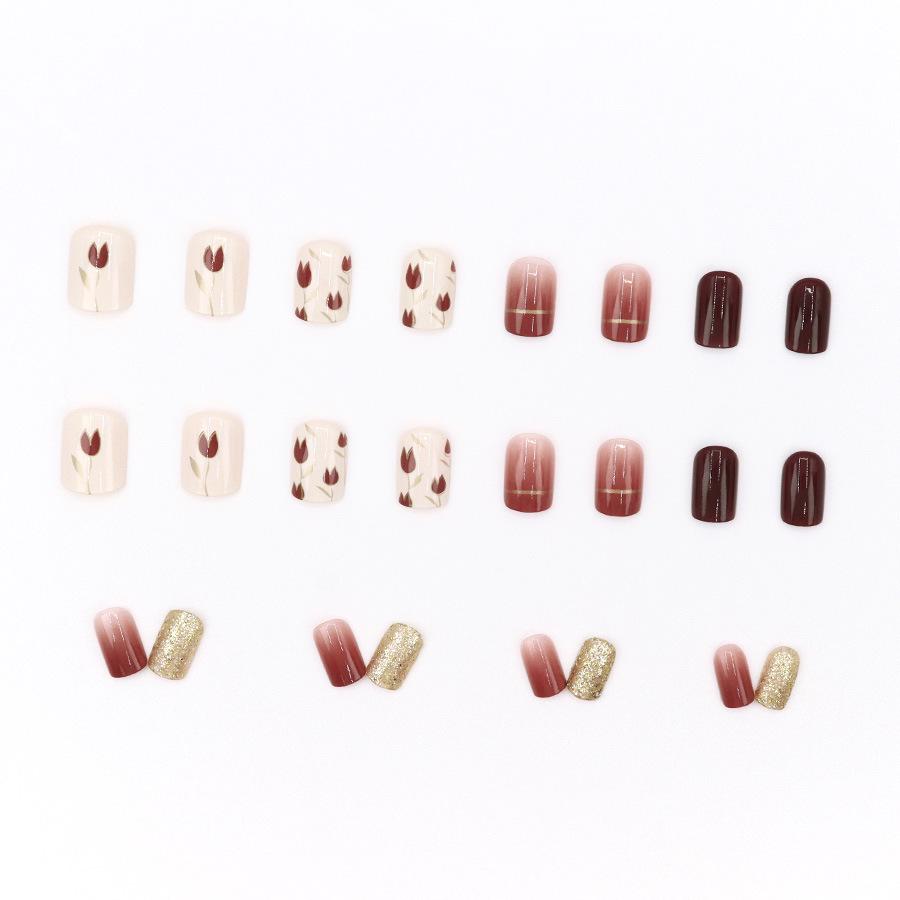 Red Tulip Elegant 24-Piece Winter Wearable Nail Stickers