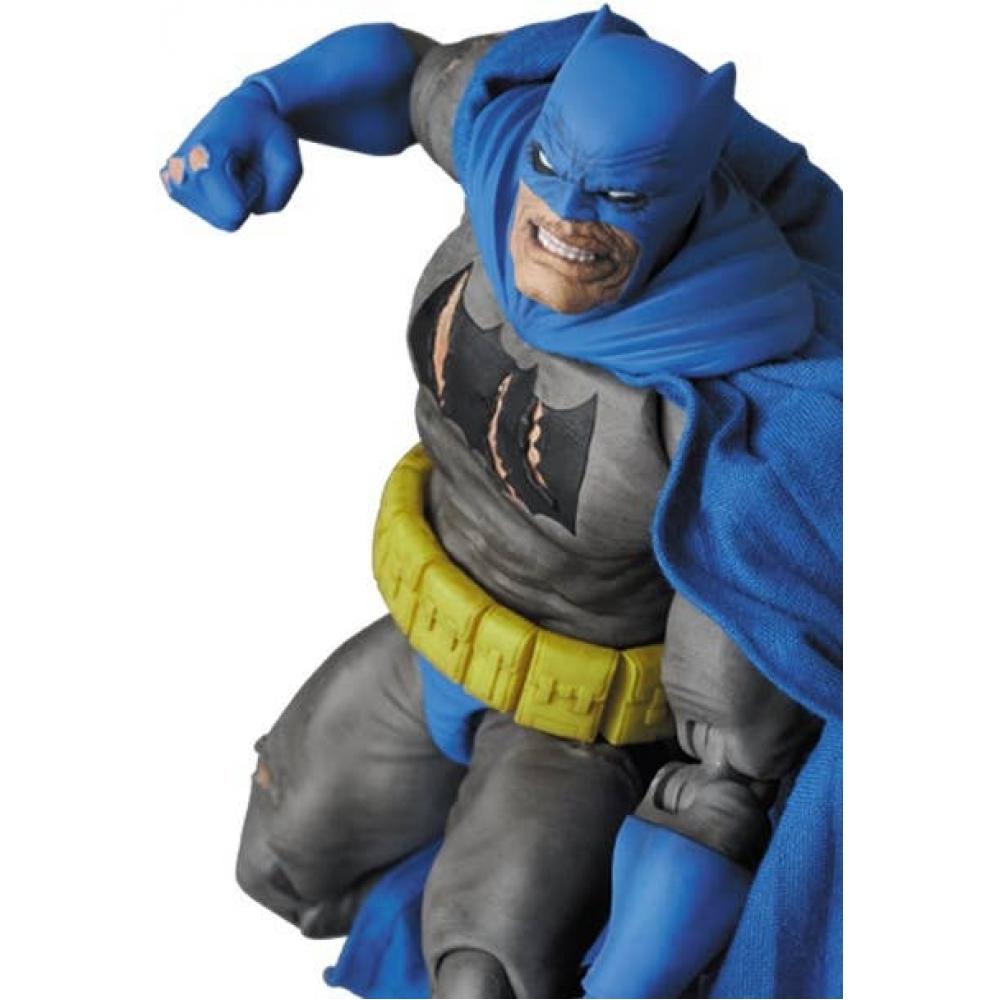 Бэтмен Mafex Бэтмен Тёмный рыцарь: Возрождение легенды