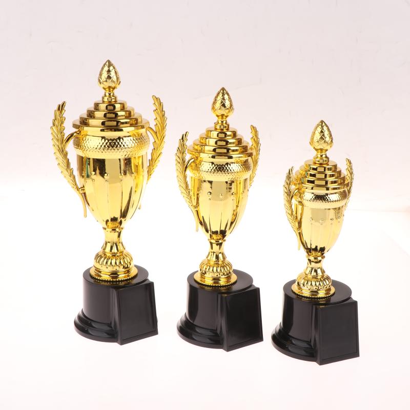 1 шт. Пластиковый маленький призовой кубок Детский трофей Награды Соревнование Футбол Школа Наградной приз Награда победителя Трофей Игрушка