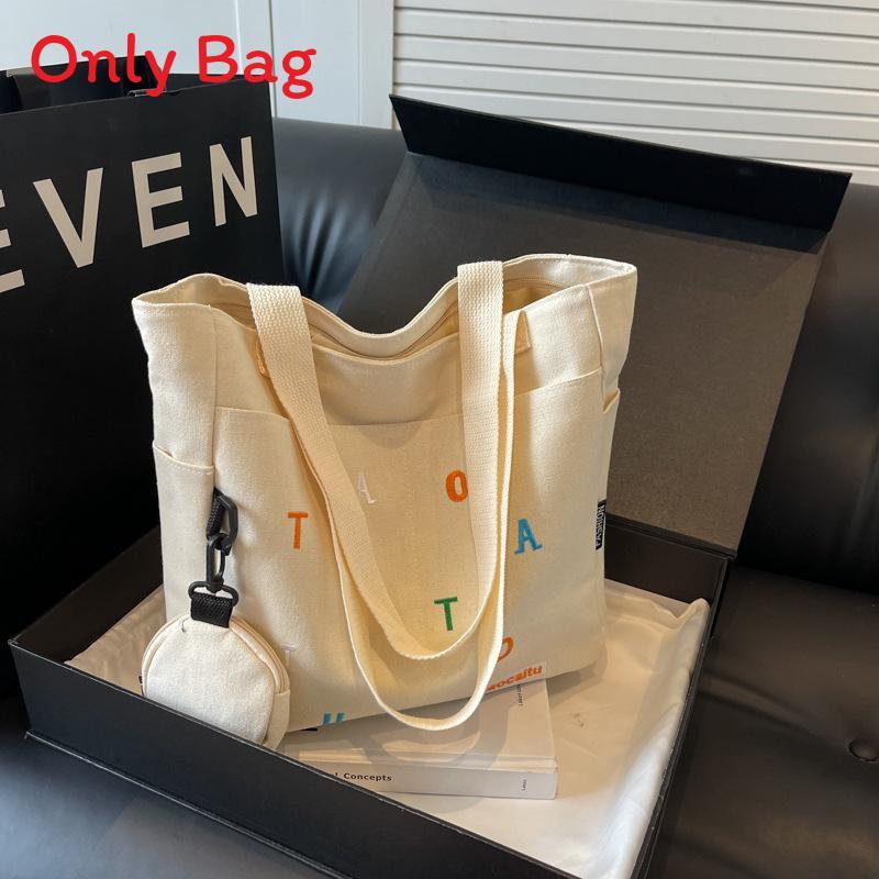 Modern Casual Large Capacity Tote With Sewn Details For Everyday Carry