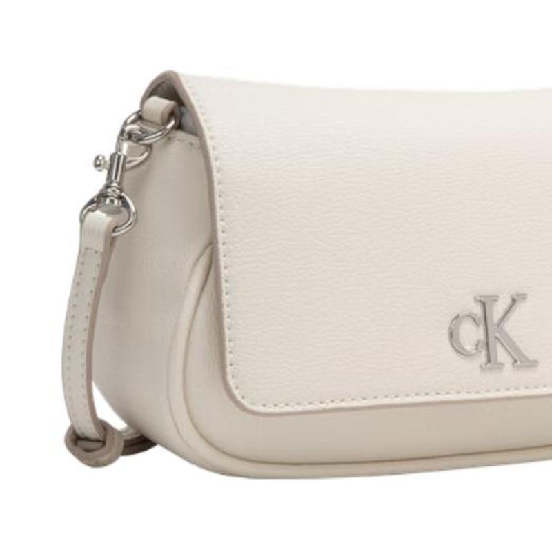 Calvin Klein Ss25 Металлическая Цепочка с Буквами Сумка через Плечо Женская Сумка через Плечо Молочно-Белый 4K3034G-67U