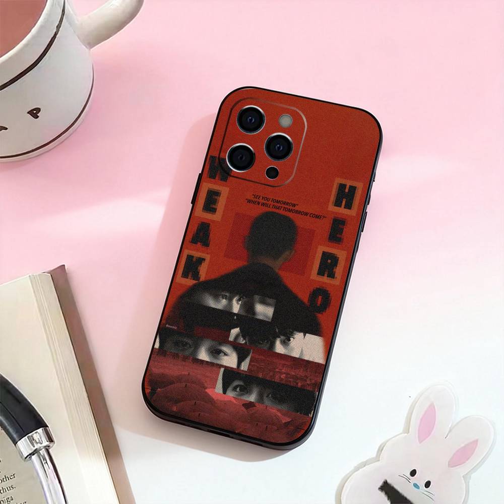 W-Слабый класс героя обои Чехол для телефона для iPhone 17,16,15,14,13,12,11 Plus,Pro Max,Мягкий силиконовый черный чехол