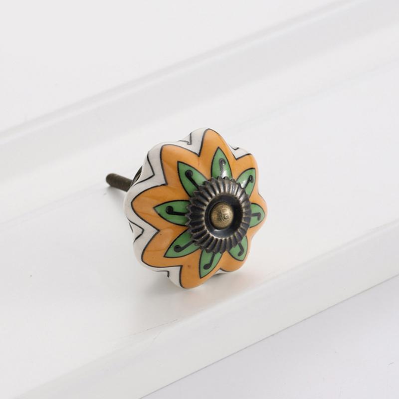 1 шт. Железный материал Винтажная ручка для шкафа Европейский стиль Расписной узор Изысканная форма тыквы Украшение для дома Многоцветный