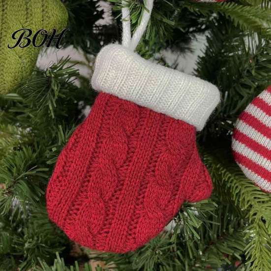 Winter Home Ornament Mini Knitted Christmas Mitten Ornaments, Xmas Glove Hanging Decor, Festive Tableware Flatware Decoration Holders, Knit