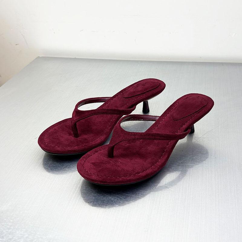 Модные женские сандалии большого размера 43 на низком каблуке, летние пляжные шлепанцы, модные флоковые женские сандалии на каблуке, туфли-шлепанцы, женские шлепанцы, туфли-лодочки