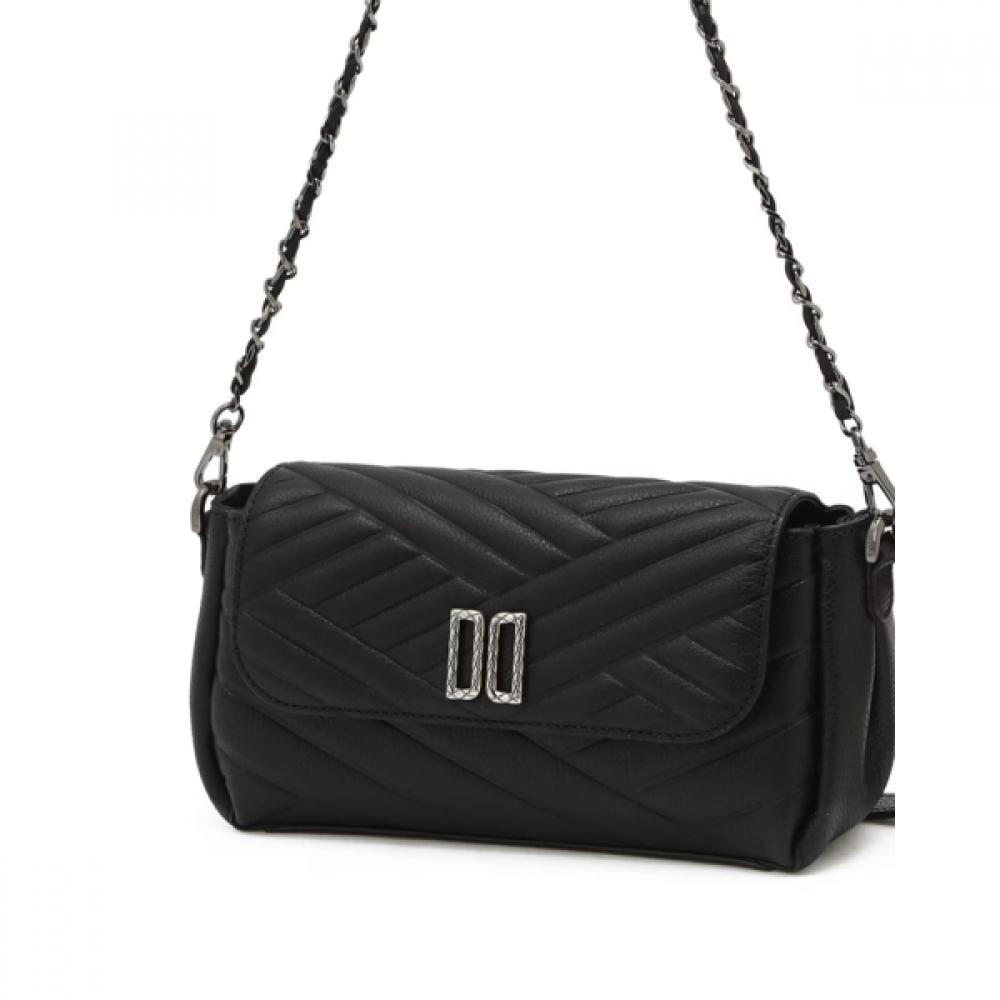Daks Black Dd Logo Leather Chain Shoulder Crossbody Bag Dcwa6e761bk