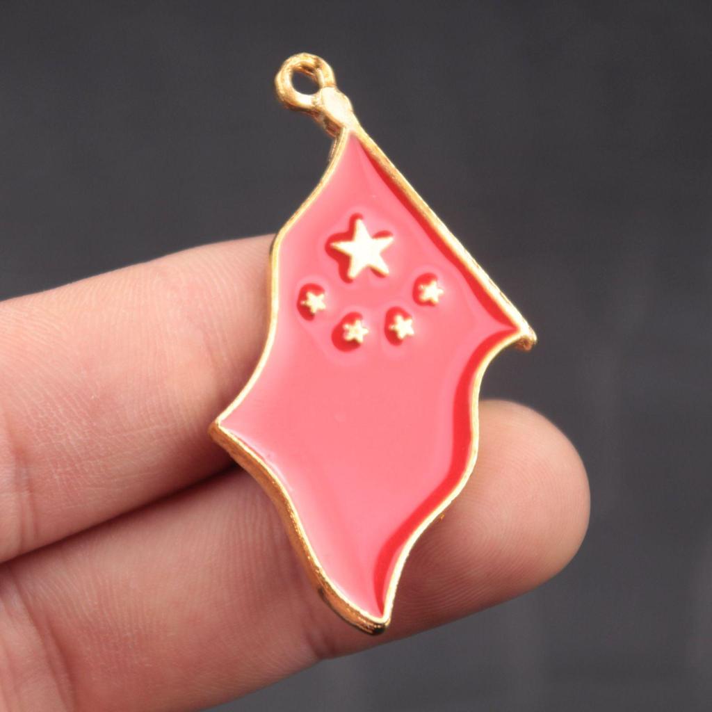 Креативный брелок с флагом в виде карты Китая: Патриотическая подвеска — идеальный подарок на Национальный день или Новый год