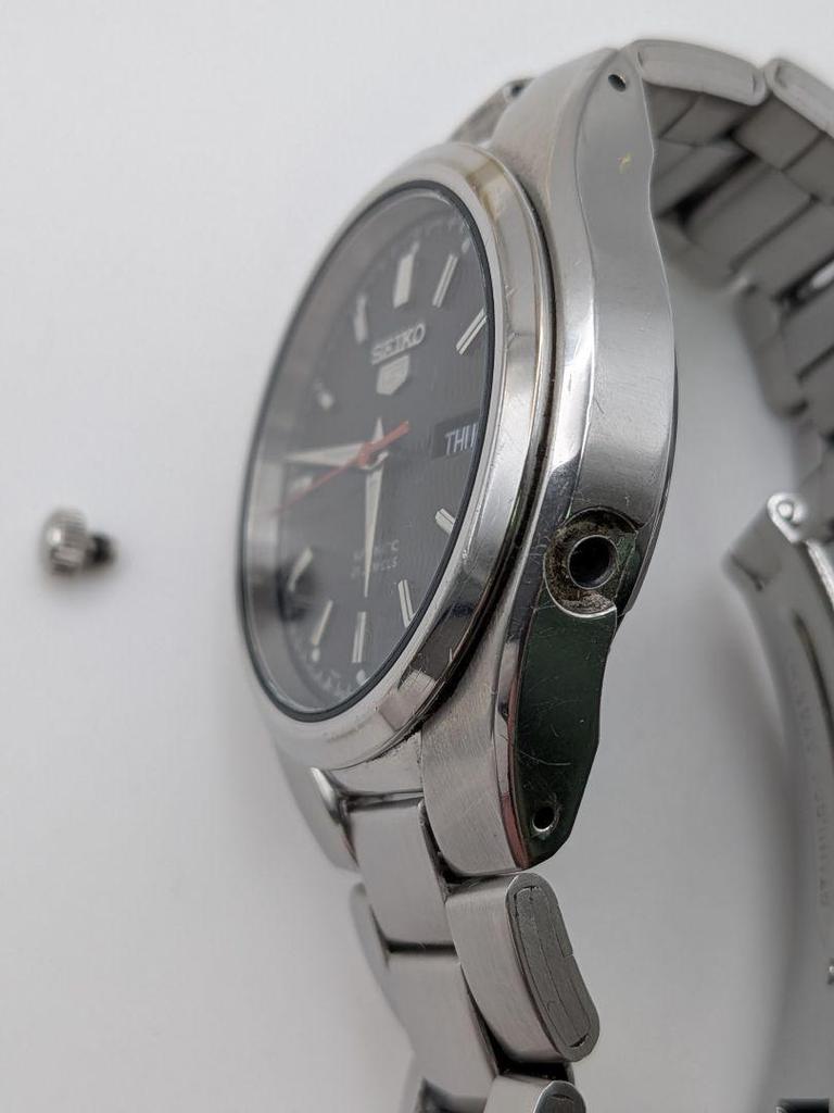 [USED] Working Condition, Some Imperfections, SEIKO5 Automatic Watch with Clear Back