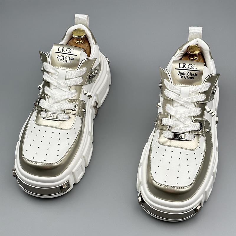 Модная мужская обувь, однотонные кеды на толстой подошве, увеличивающие рост, повседневная обувь для скейтборда, нишевый дизайн, модные мужские туфли с заклепками, Zapatos Hombre