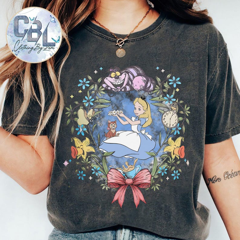 Vintage Alice In Wonderland Shirt Mad Hatter Cheshire Cat Floral Tshirt Disneyland Family Holiday Vacation 2025 Trip