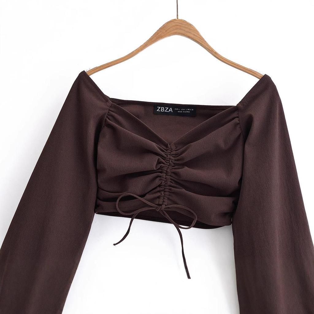 Весна 2025 Женский комплект в европейском и американском стиле: плиссированный топ и эластичные длинные брюки