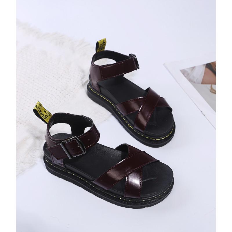 Летние римские сандалии большого размера на толстой подошве с плоской подошвой