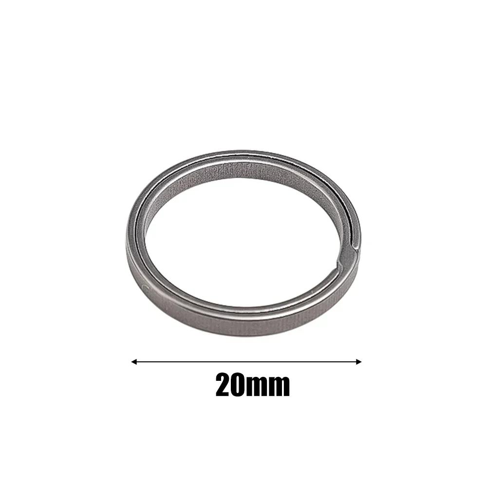 Titanium Alloy Key Rings Keychains Buckle Pendant Super Light Man Car Keychain for Male Creativity Gift Keyfobs Crafts Key Ring