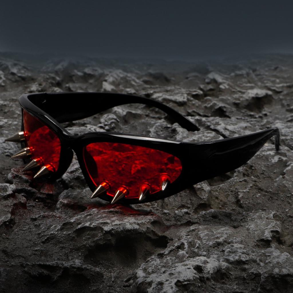 Metal spiked sunglasses, personalized trend, a must for street dance performance [Cool Punk Style]