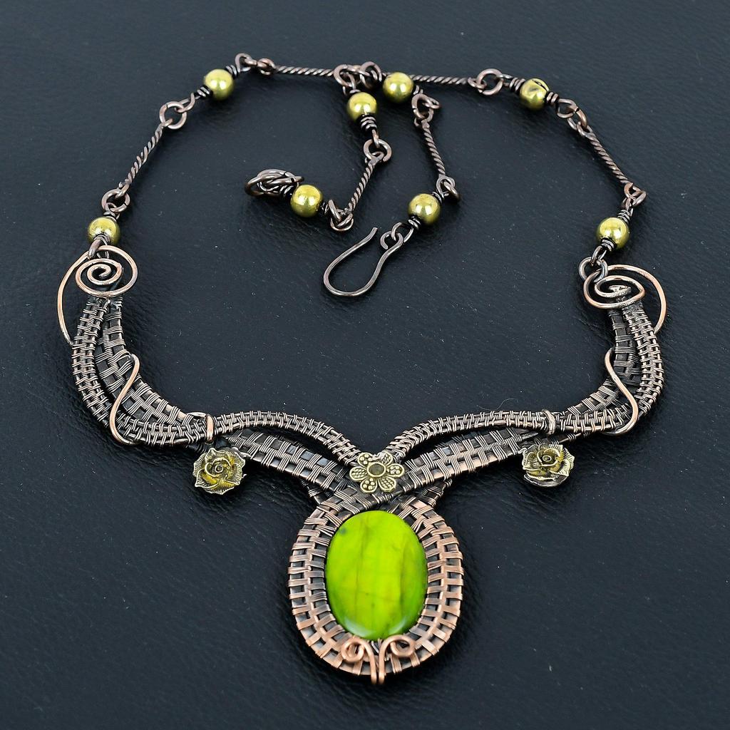 Ожерелье из лабрадорита с зеленым отблеском, украшения ручной работы, ожерелье, обернутое медной проволокой 999 пробы, дизайнерские украшения из драгоценных камней, ожерелье с регулируемой цепочкой, подарок для мамы