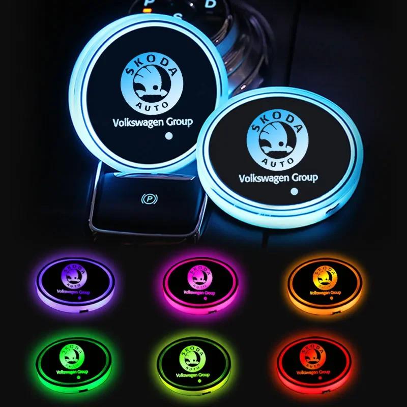 2Pcs Led Car Logo Lights Luminous Coaster For Skoda Octavia A5 Superb Old Febia Roomster 2013 2005-2008 Rapid Roomster Kodiaq EDY5