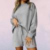 Женская мода Свободный пуловер с круглым вырезом Повседневные шорты с длинным рукавом Модный костюм