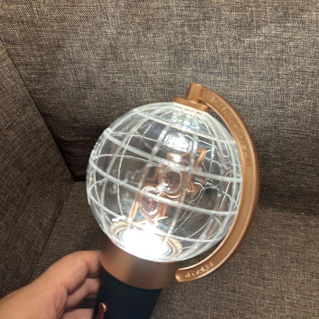 [Б/У] Официальный лайтстик ATEEZ версии 1 Lightini с чехлом для лайтстика