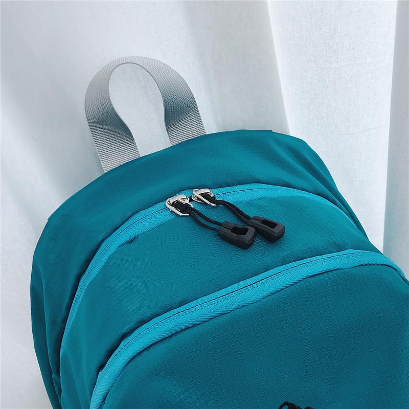 Lightweight Hiking Backpack Outdoor Travel Daypack for Camping