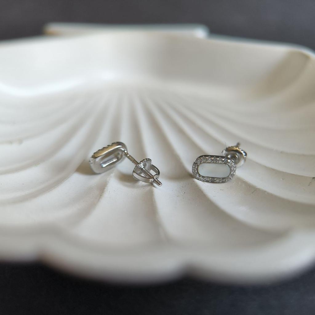 Серебряные серьги с натуральным перламутром, фианитами (2184713)