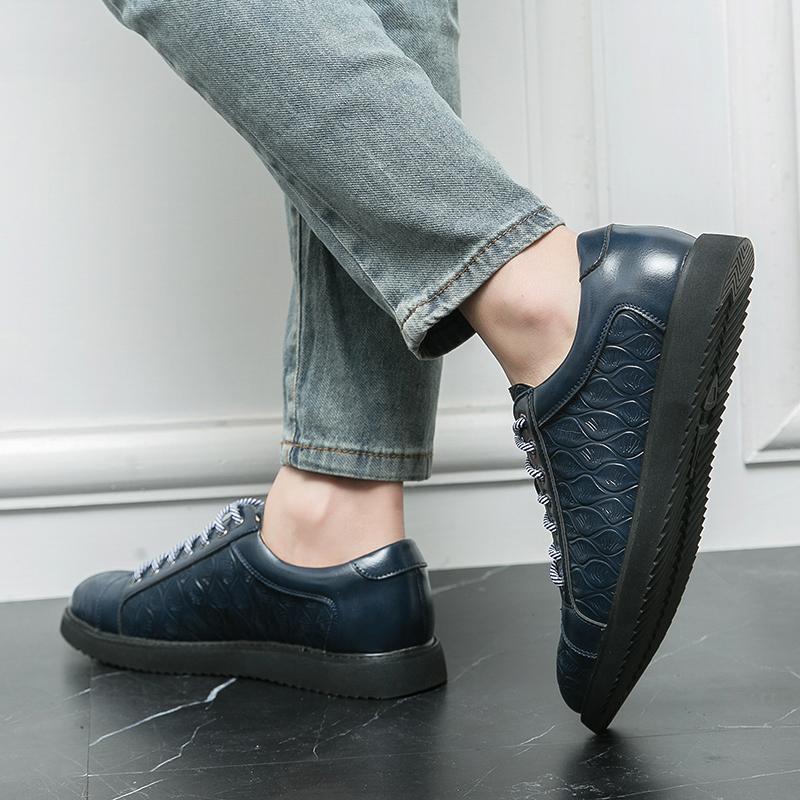 Модные брендовые мужские повседневные туфли на шнуровке из кожи, модные весенние новые мужские кроссовки для повседневного ношения на улице, универсальные туфли для отдыха на толстой подошве