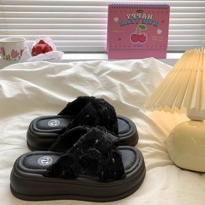 Женская обувь – Сандалии