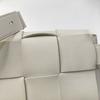 [Pre-Owned] Cassette Pillow Bag The Belt Solid Color Woven Magnetic Buckle Lambskin Waist Crossbody Bag - Very Good #R01EXK