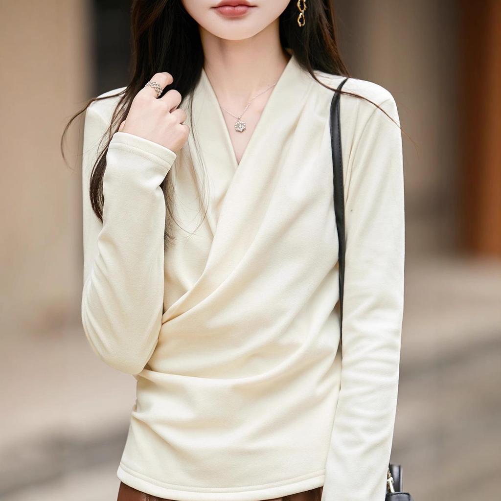 Women's Fashionable Slimming V-Neck Casual Base Shirt - Autumn/Winter 2025 Collection