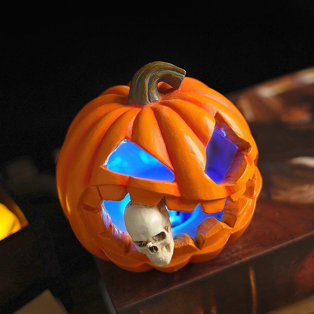 Halloween Pumpkin Decoration with Lights Halloween Spooky Skull Figurines Lantern Indoor Ornaments for Tabletop Desk Home