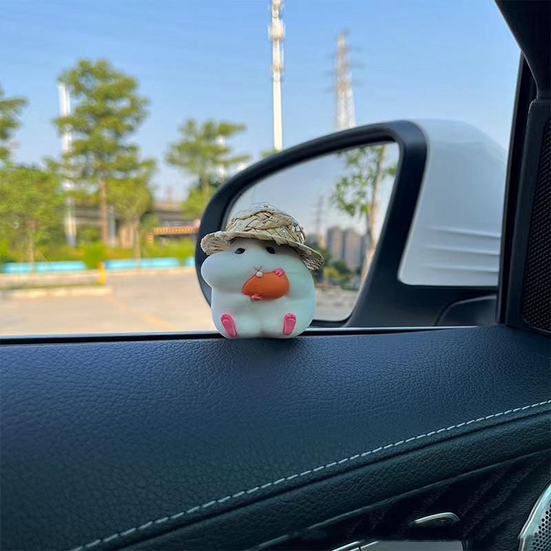 Cute Hamster with Straw Hat Car Ornament,Car Decoration Auto Interior Dashboard Accessories
