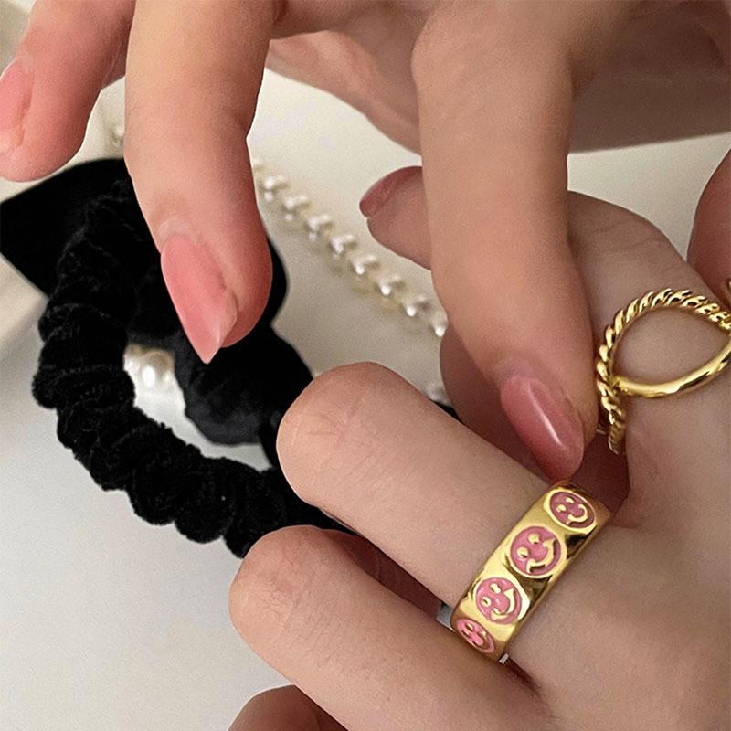 Уникальное винтажное кольцо с розовой глазурью-подтеками и смайликом для женщин, стильное для повседневной носки