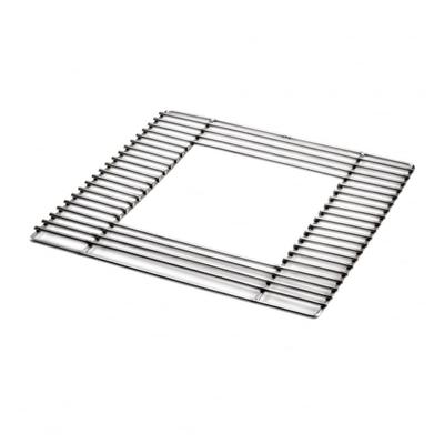 UNIFLAME Net Bonfire Camping BBQ Fire Grill Heavy Trivet 683347 (FF)