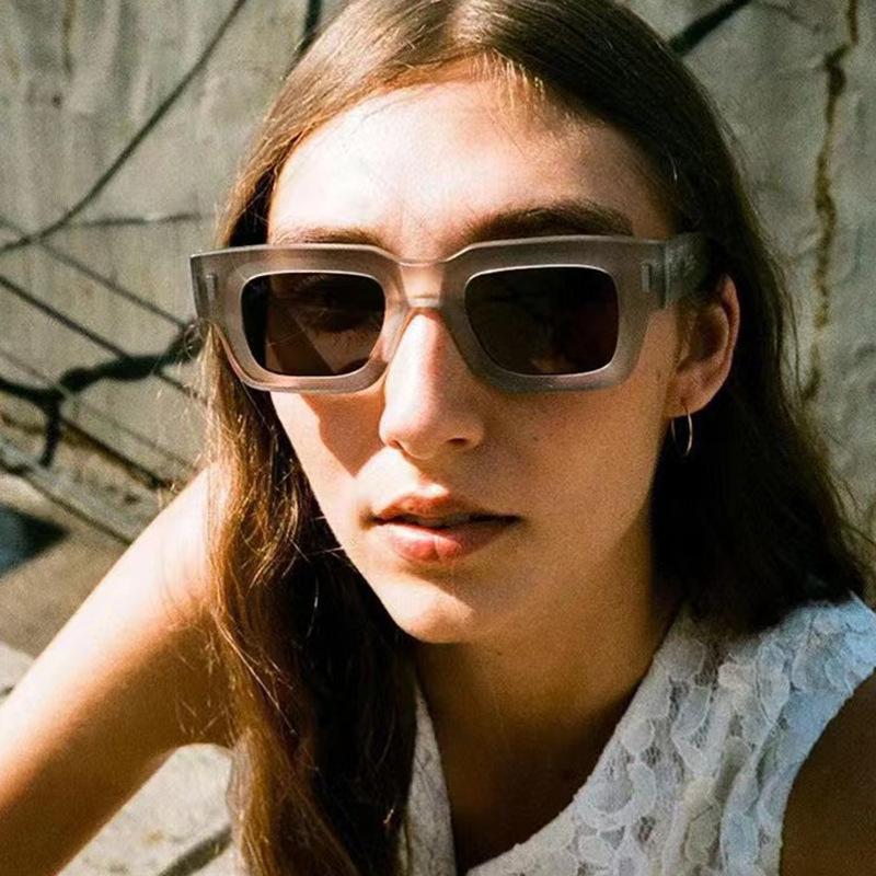 New Vintage Square Sunglasses Women Men Brand Rectangle Sun Glasses Female Oval Eyewear Oculos De Sol for Male Female Eyeglasses