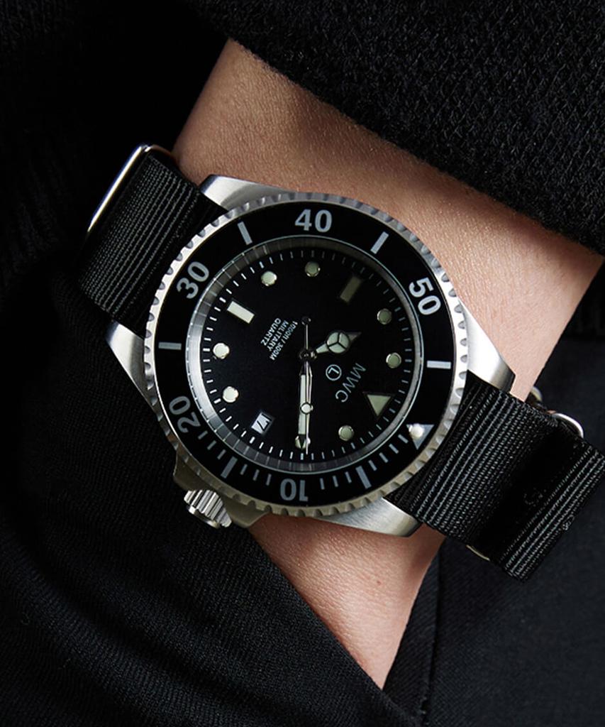 Emdeobeulyussisigye Military Diver Classic