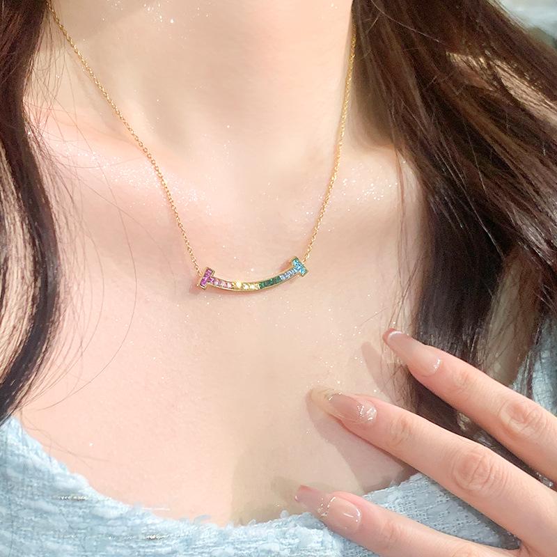 Женское ожерелье с подвеской из титана и радужного циркония, универсальная металлическая цепочка для свитера, модный аксессуар Niche