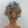 Маска из латекса бабушки с грязным лицом и кудрявыми волосами